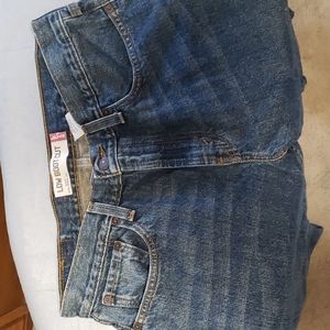 Mens jeans / Levi Strauss and co. 527